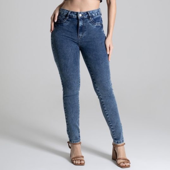 Sawary Women's Cobalt Blue Butt-Lifting Shape-Enhancing Jeans - Picture 1 of 8